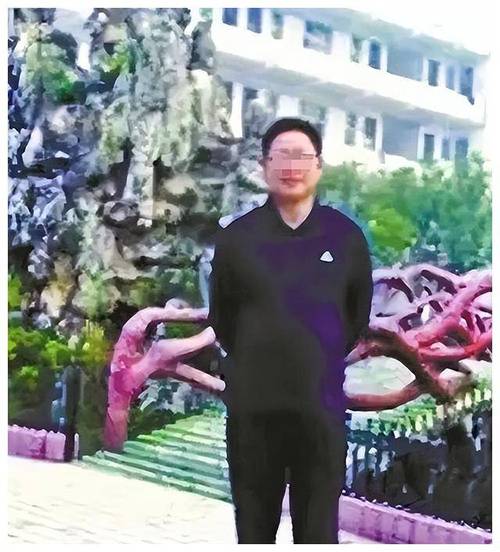 如何看待湖南高三尖子生刺死班主任，震惊全校师生这件事高三教师宿舍离世怎么办高三教师宿舍离世 护肤品